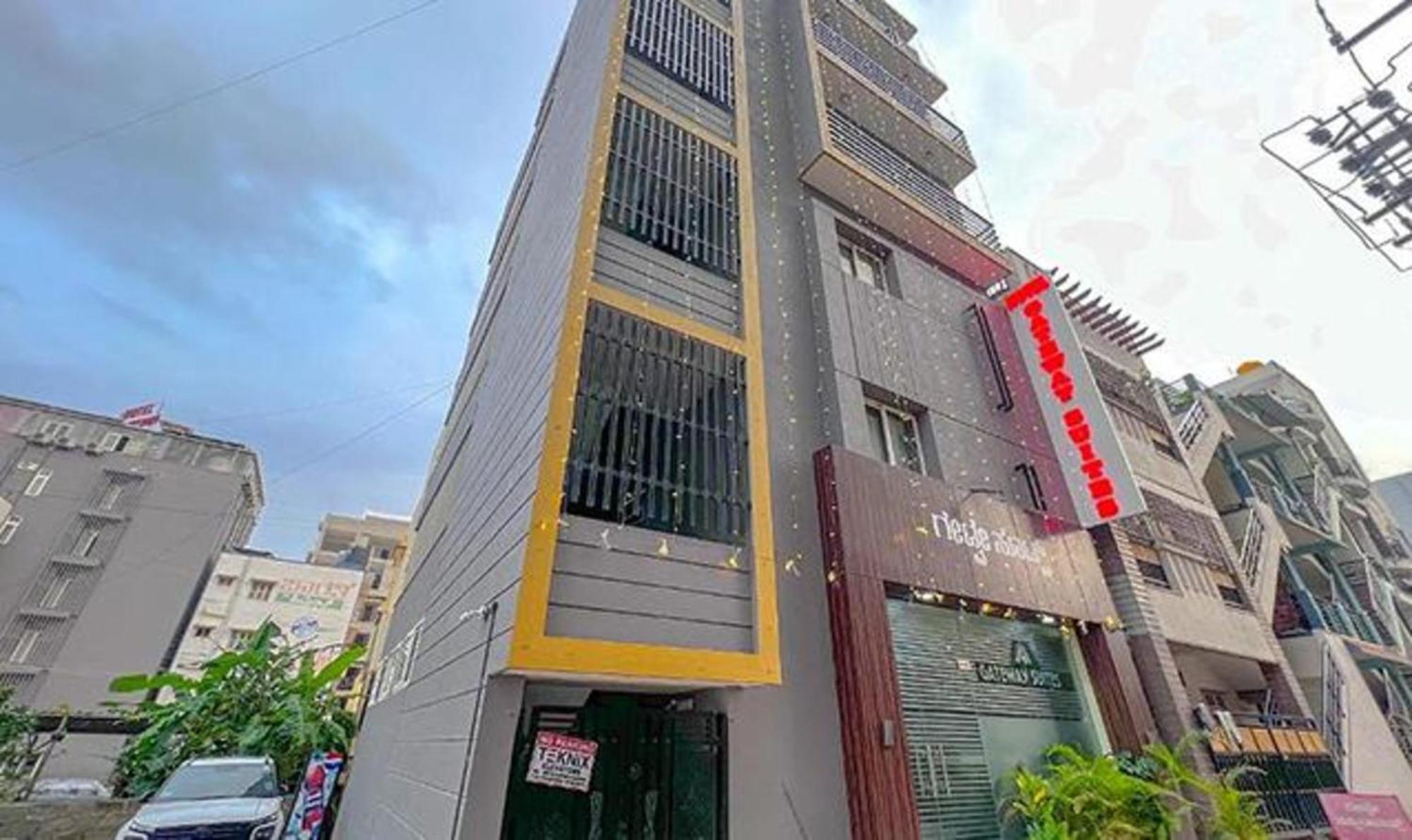 Fabhotel Gateway Suites Bangalore Exterior photo